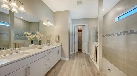 7872 Mainsail Lane Sarasota FL 34240