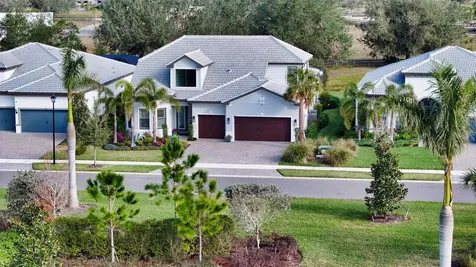 7872 Mainsail Lane Sarasota FL 34240