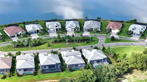 7872 Mainsail Lane Sarasota FL 34240