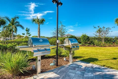 7872 Mainsail Lane Sarasota FL 34240