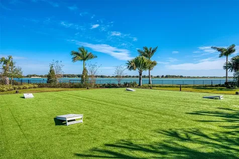 7872 Mainsail Lane Sarasota FL 34240