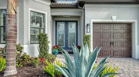 7872 Mainsail Lane Sarasota FL 34240
