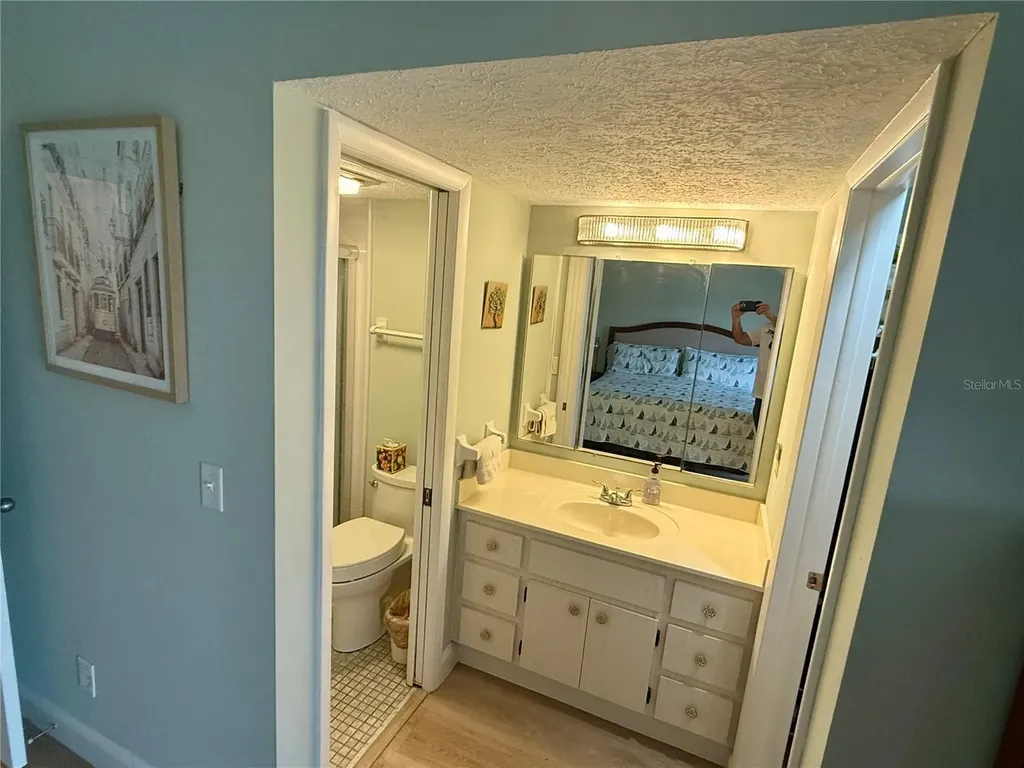 806 SE 46th Street Cape Coral FL 33904