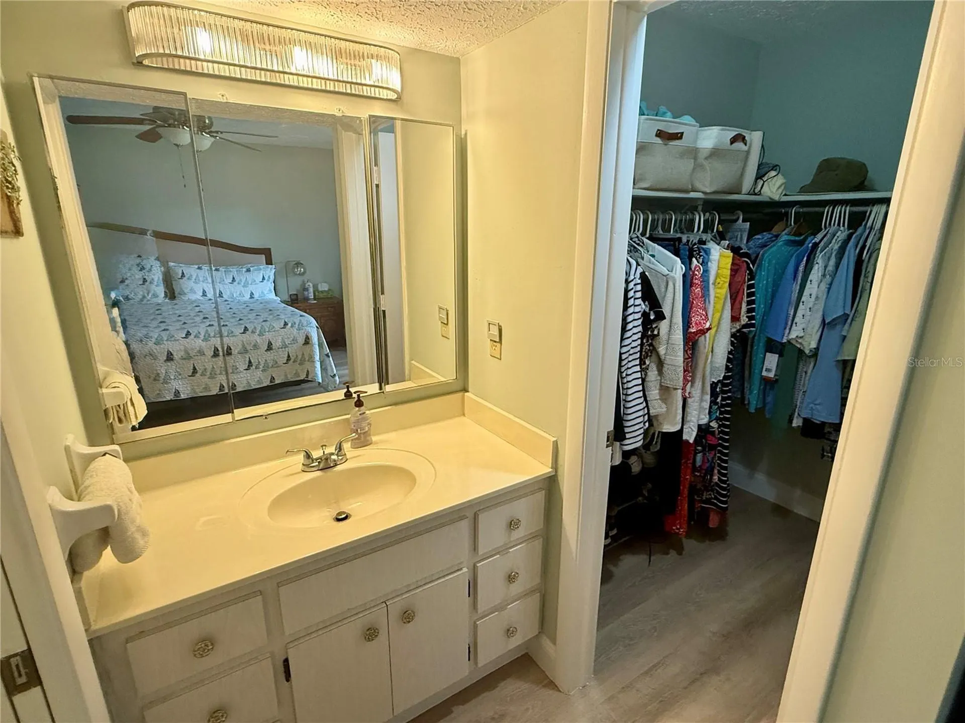 806 SE 46th Street Cape Coral FL 33904