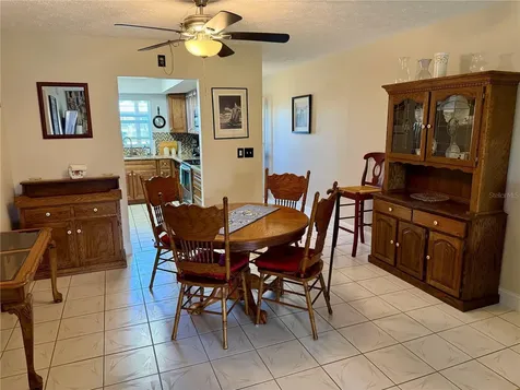 806 SE 46th Street Cape Coral FL 33904