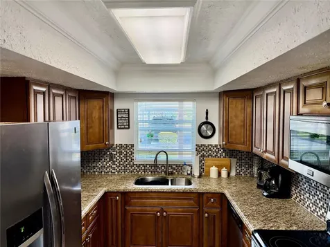 806 SE 46th Street Cape Coral FL 33904