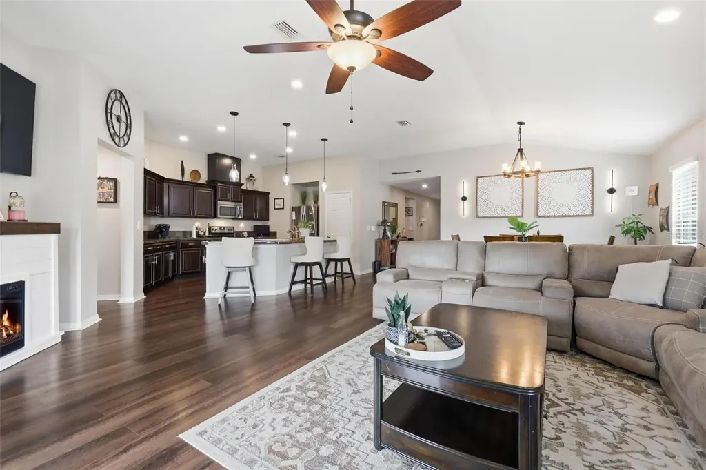 656 Carya Court Deland FL 32724