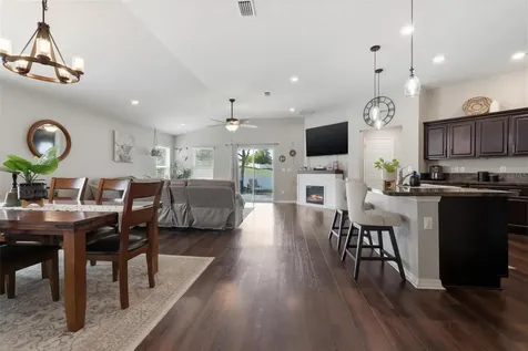 656 Carya Court Deland FL 32724