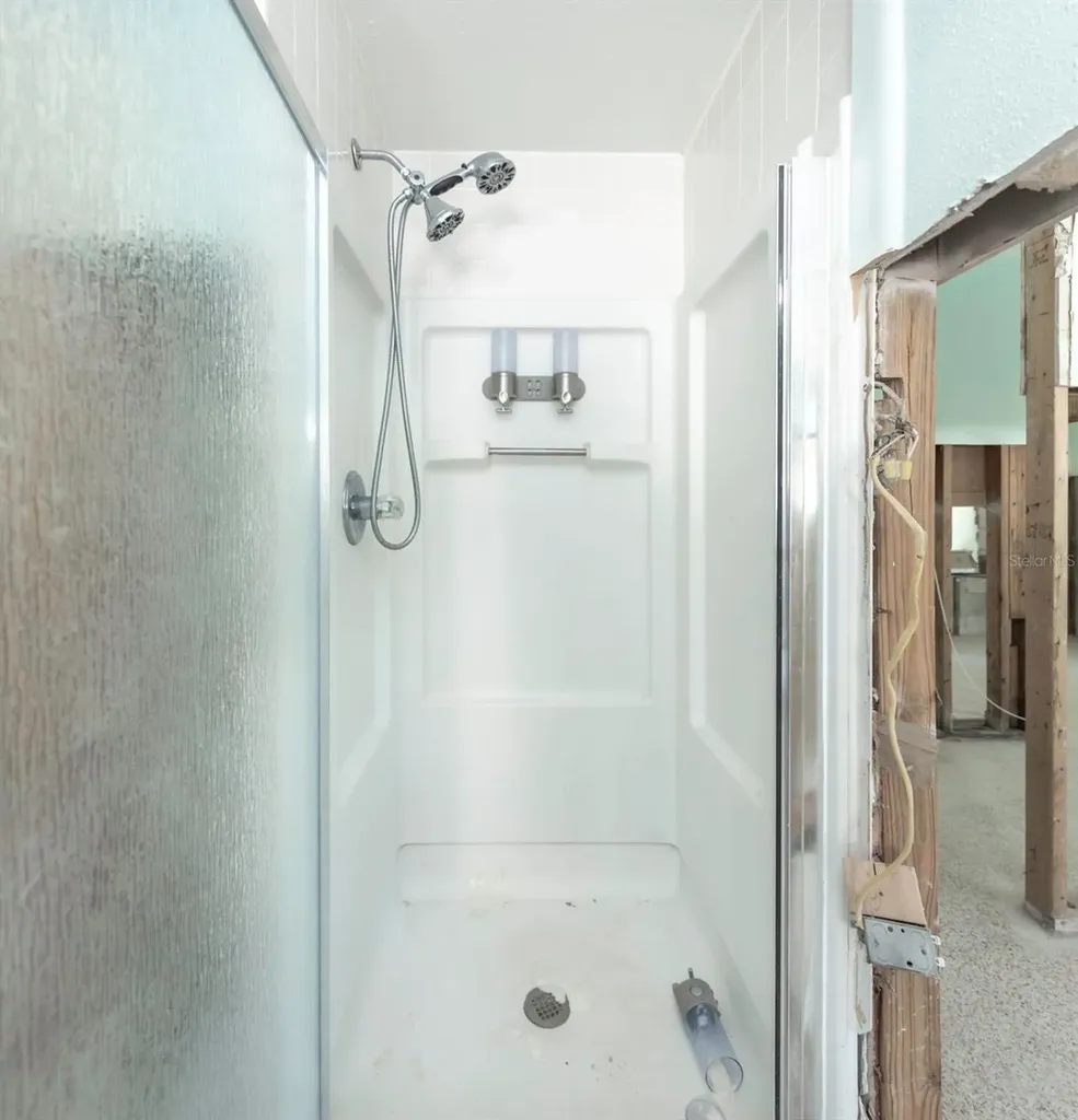 875 Bruce Avenue Clearwater FL 33767