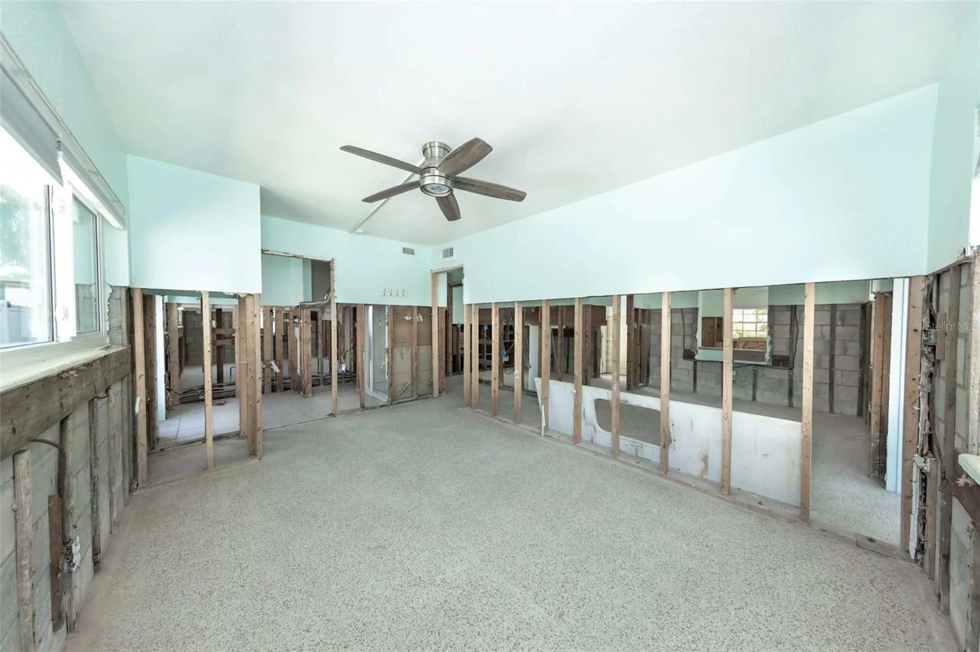 875 Bruce Avenue Clearwater FL 33767