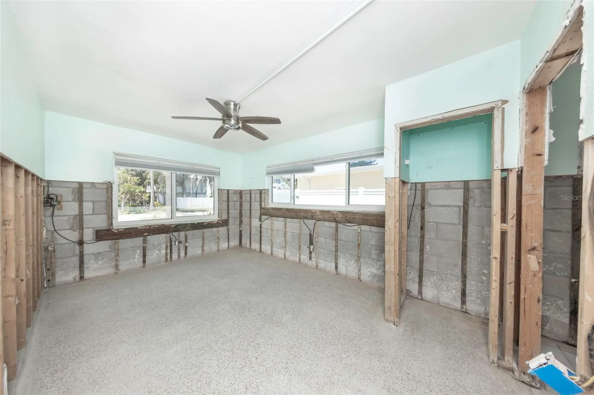 875 Bruce Avenue Clearwater FL 33767