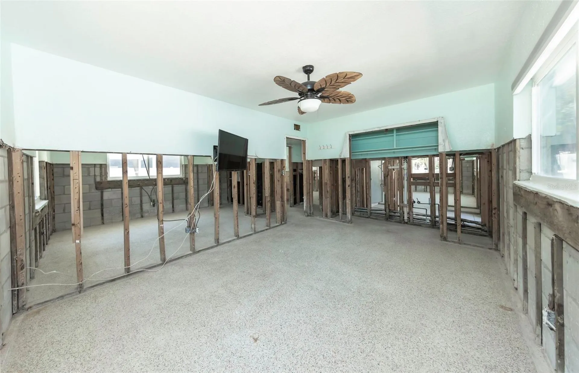 875 Bruce Avenue Clearwater FL 33767