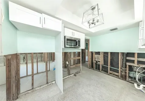 875 Bruce Avenue Clearwater FL 33767