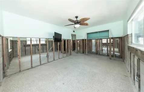 875 Bruce Avenue Clearwater FL 33767