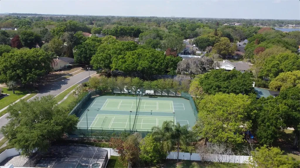7741 Pointview Circle Orlando FL 32836