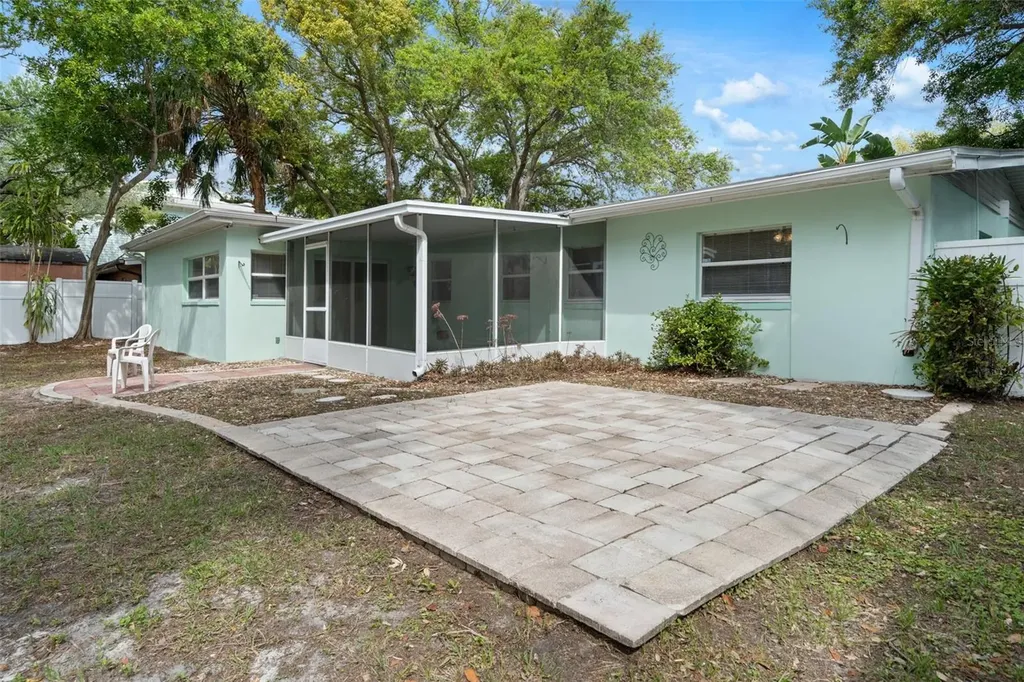 4808 W Euclid Avenue Tampa FL 33629