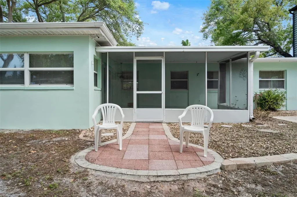 4808 W Euclid Avenue Tampa FL 33629