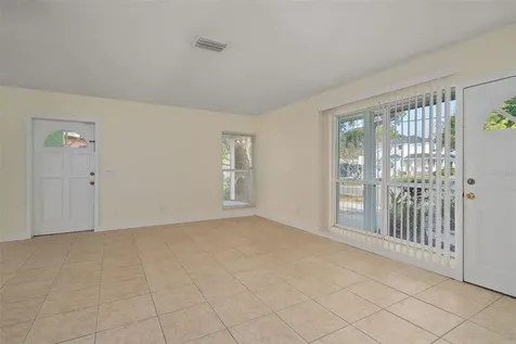 4808 W Euclid Avenue Tampa FL 33629
