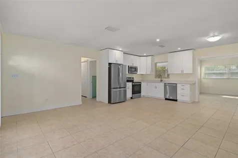 4808 W Euclid Avenue Tampa FL 33629