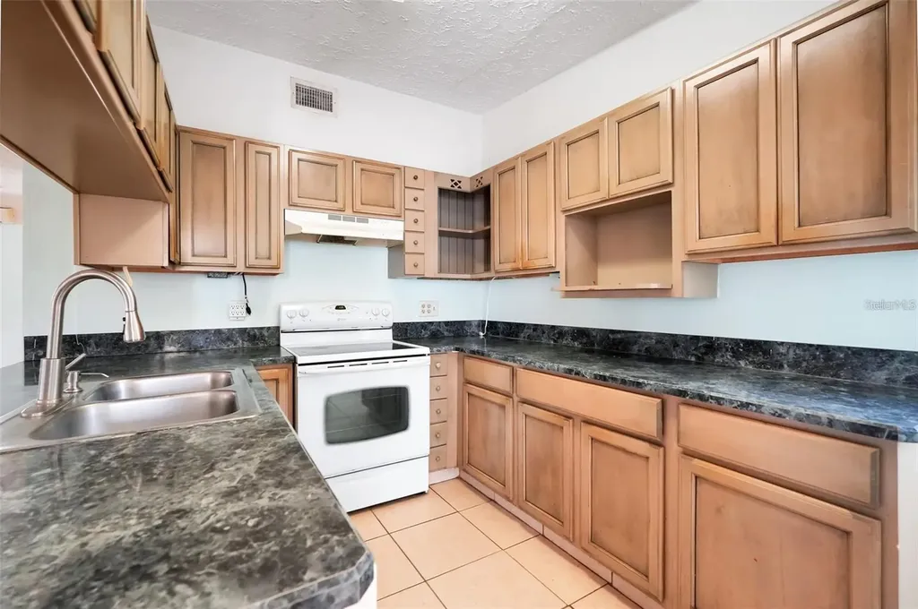 107 Garrison Drive Sanford FL 32771