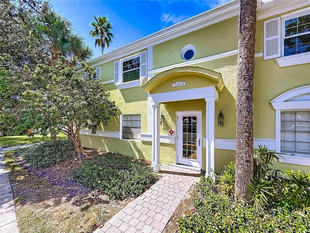 3893 Pompano Drive SE St Petersburg FL 33705