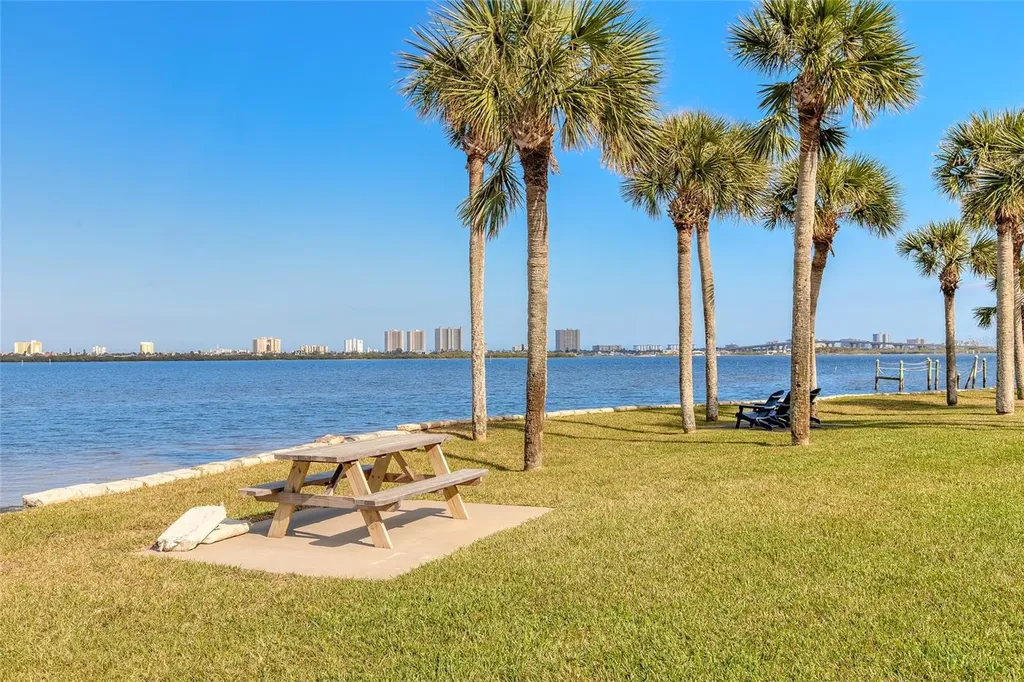 3131 S Ridgewood Avenue South Daytona FL 32119