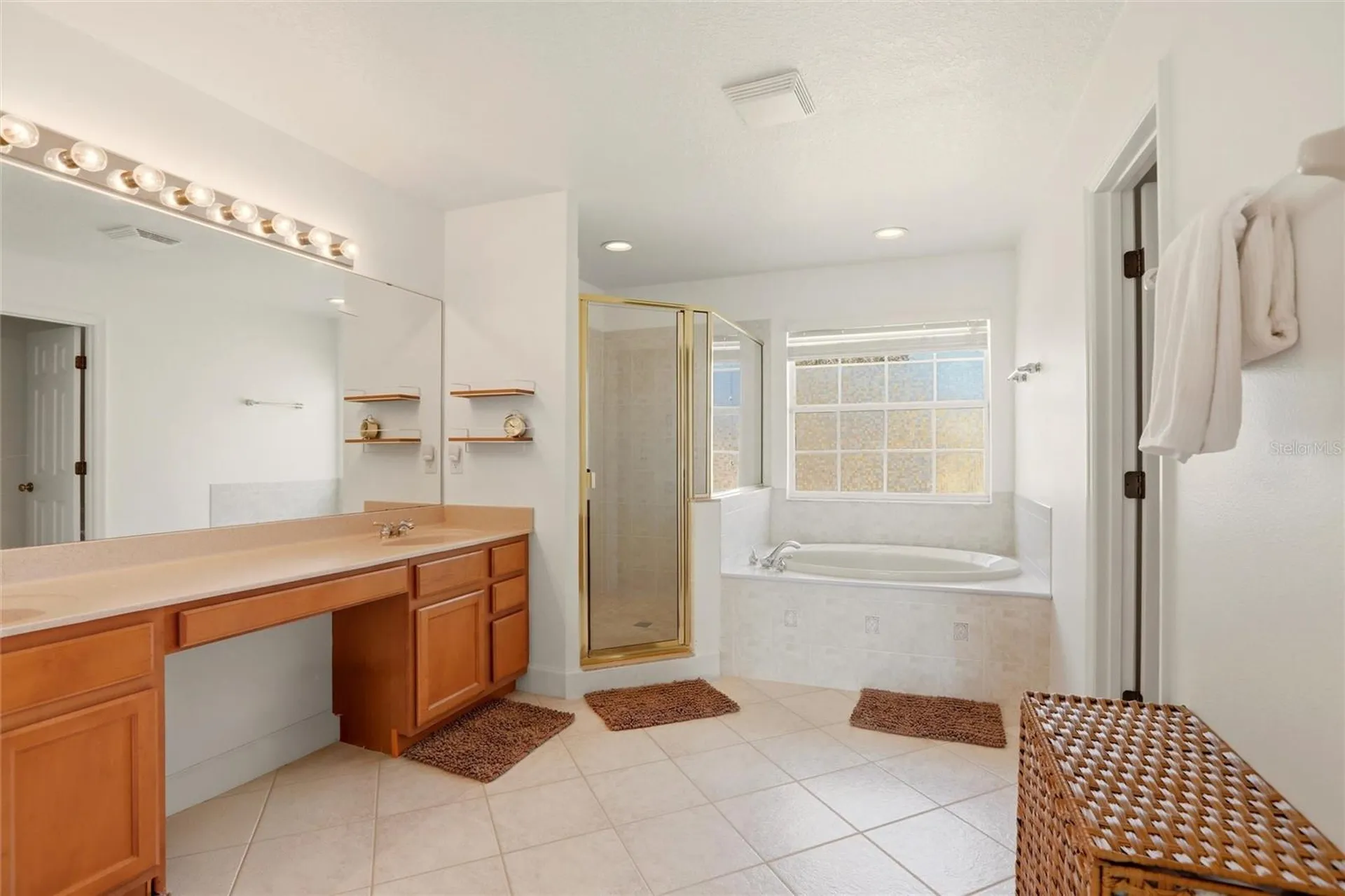 6007 43rd Court E Bradenton FL 34203