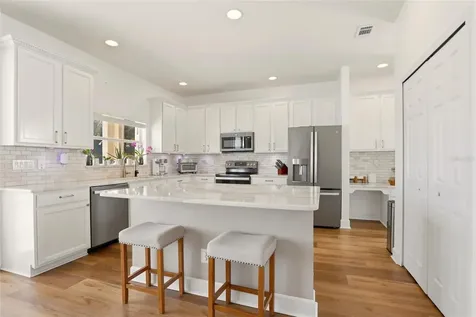 6007 43rd Court E Bradenton FL 34203