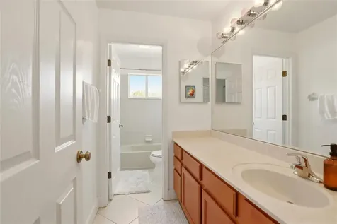 6007 43rd Court E Bradenton FL 34203