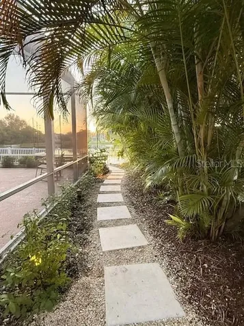 6007 43rd Court E Bradenton FL 34203