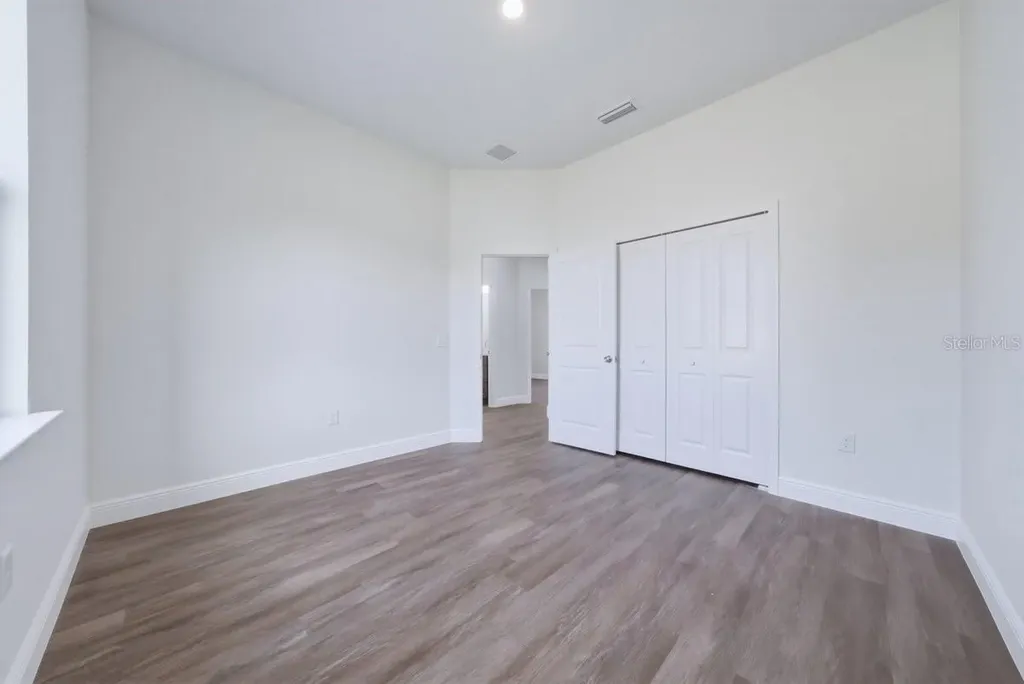 1302 Moselle Avenue Orlando FL 32807