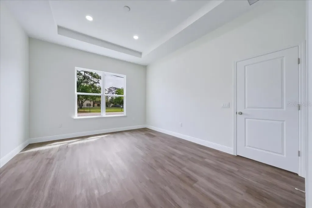 1302 Moselle Avenue Orlando FL 32807