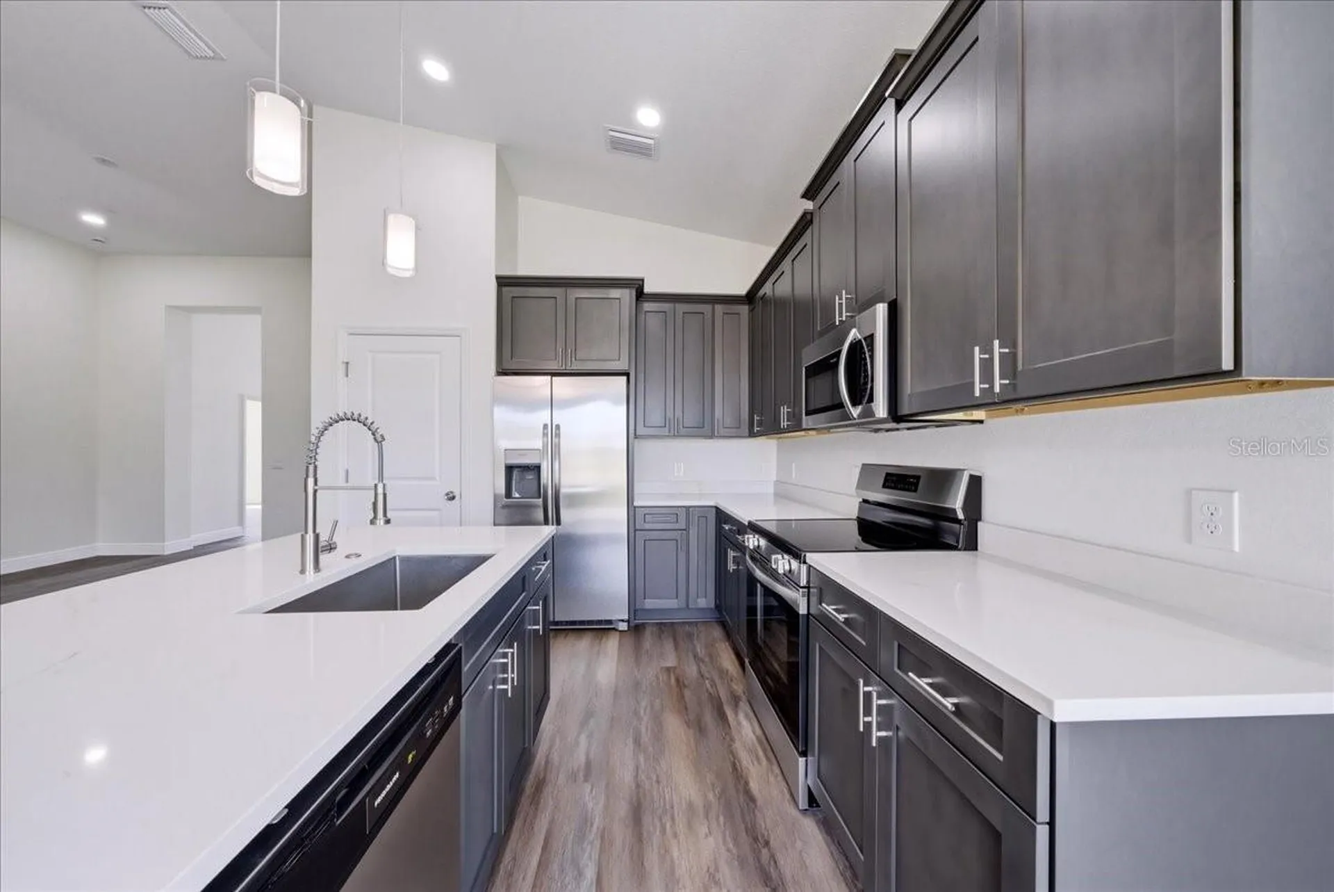 1302 Moselle Avenue Orlando FL 32807