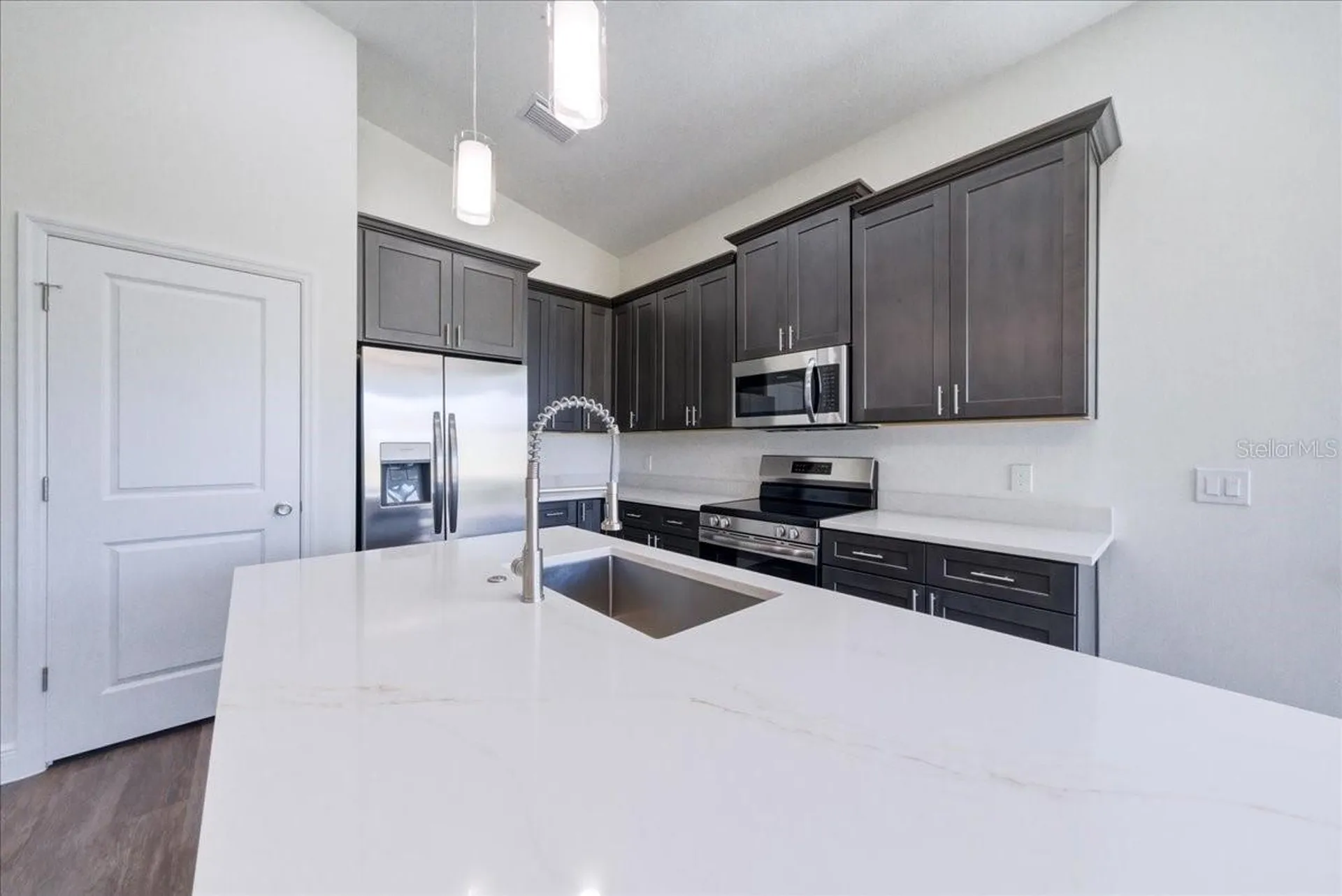 1302 Moselle Avenue Orlando FL 32807