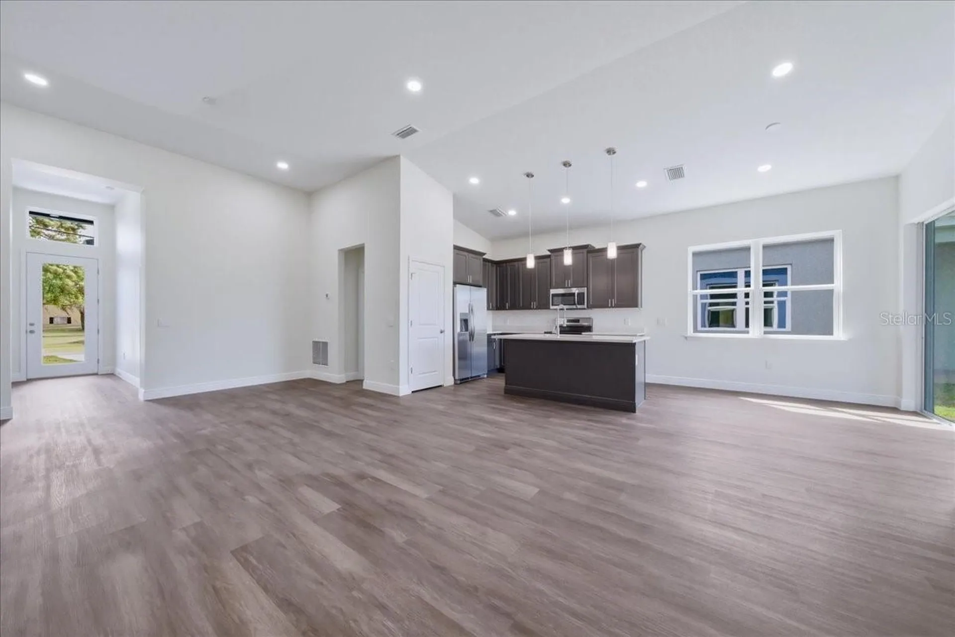 1302 Moselle Avenue Orlando FL 32807