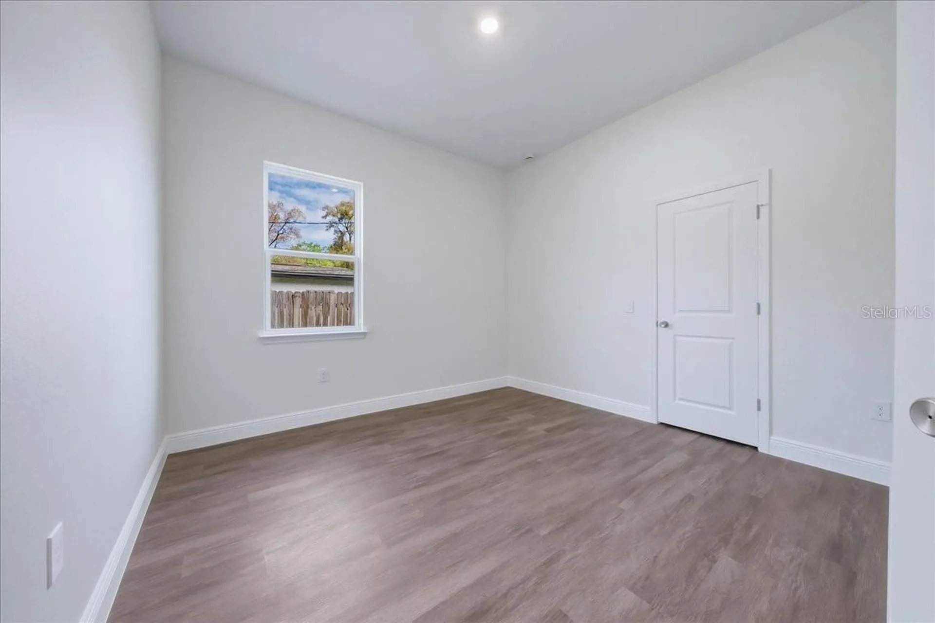 1302 Moselle Avenue Orlando FL 32807