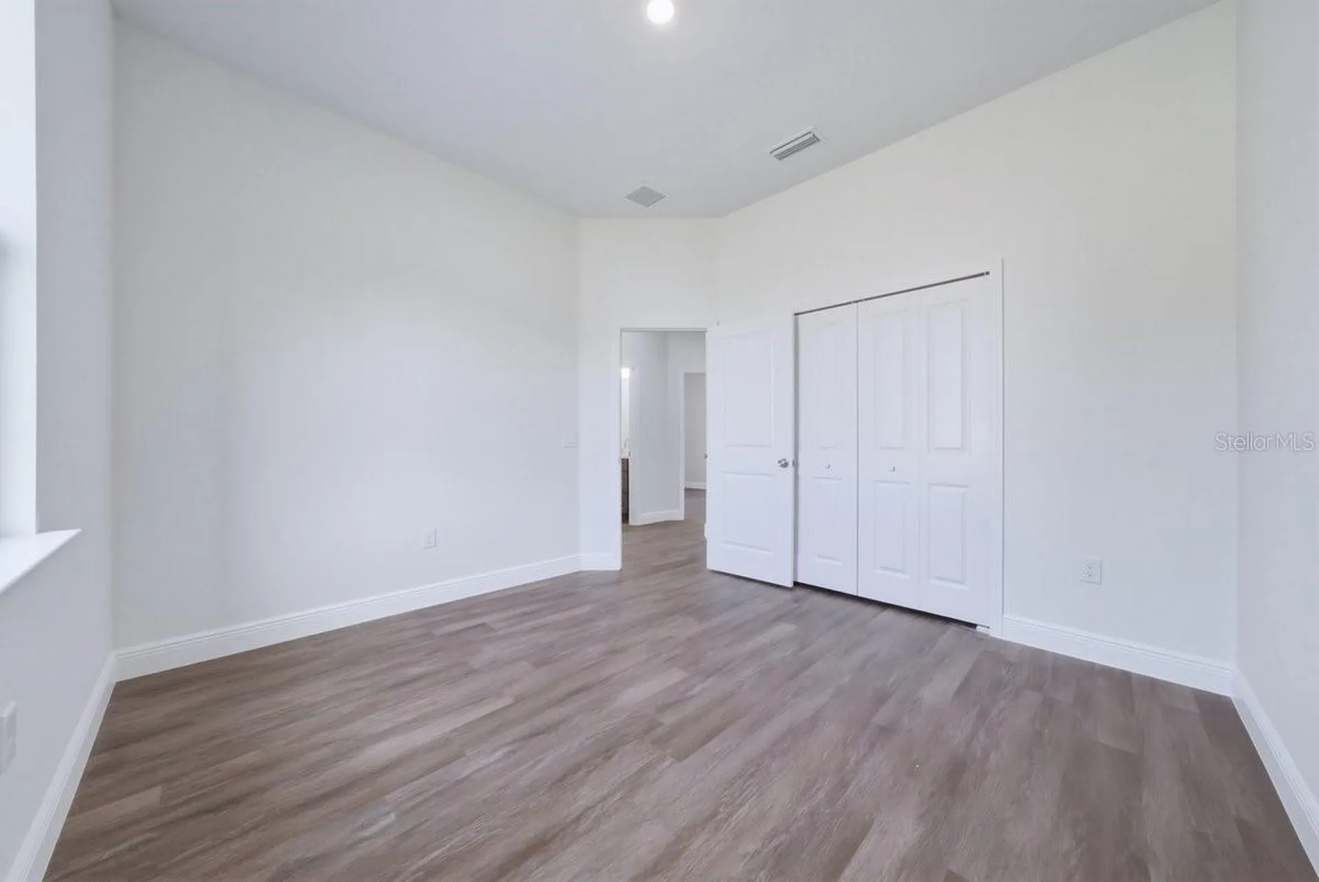 1302 Moselle Avenue Orlando FL 32807