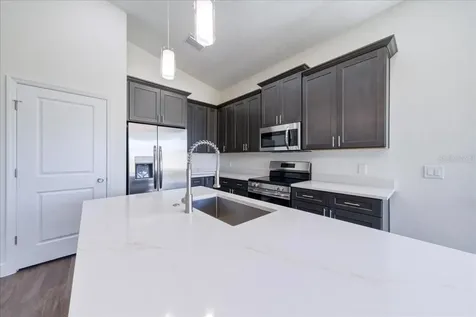 1302 Moselle Avenue Orlando FL 32807