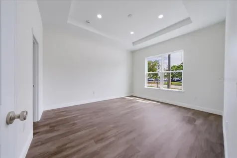 1302 Moselle Avenue Orlando FL 32807