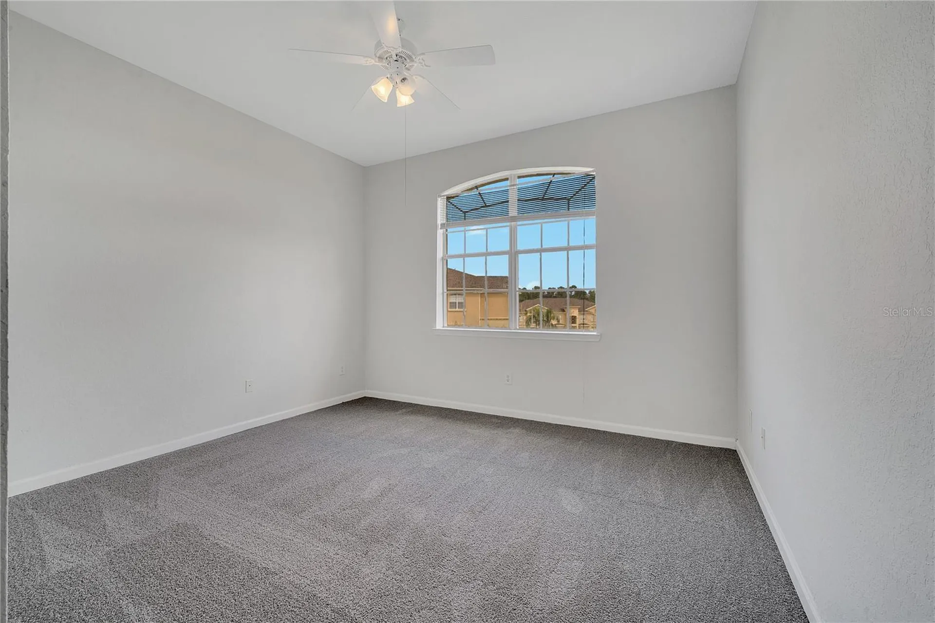 817 Terrace Ridge Circle Davenport FL 33896