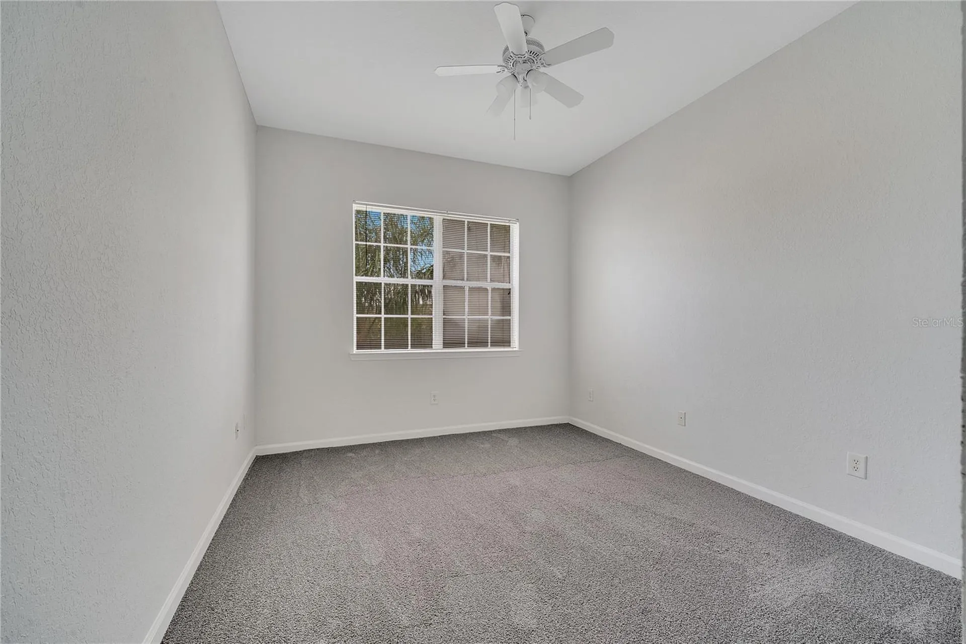 817 Terrace Ridge Circle Davenport FL 33896