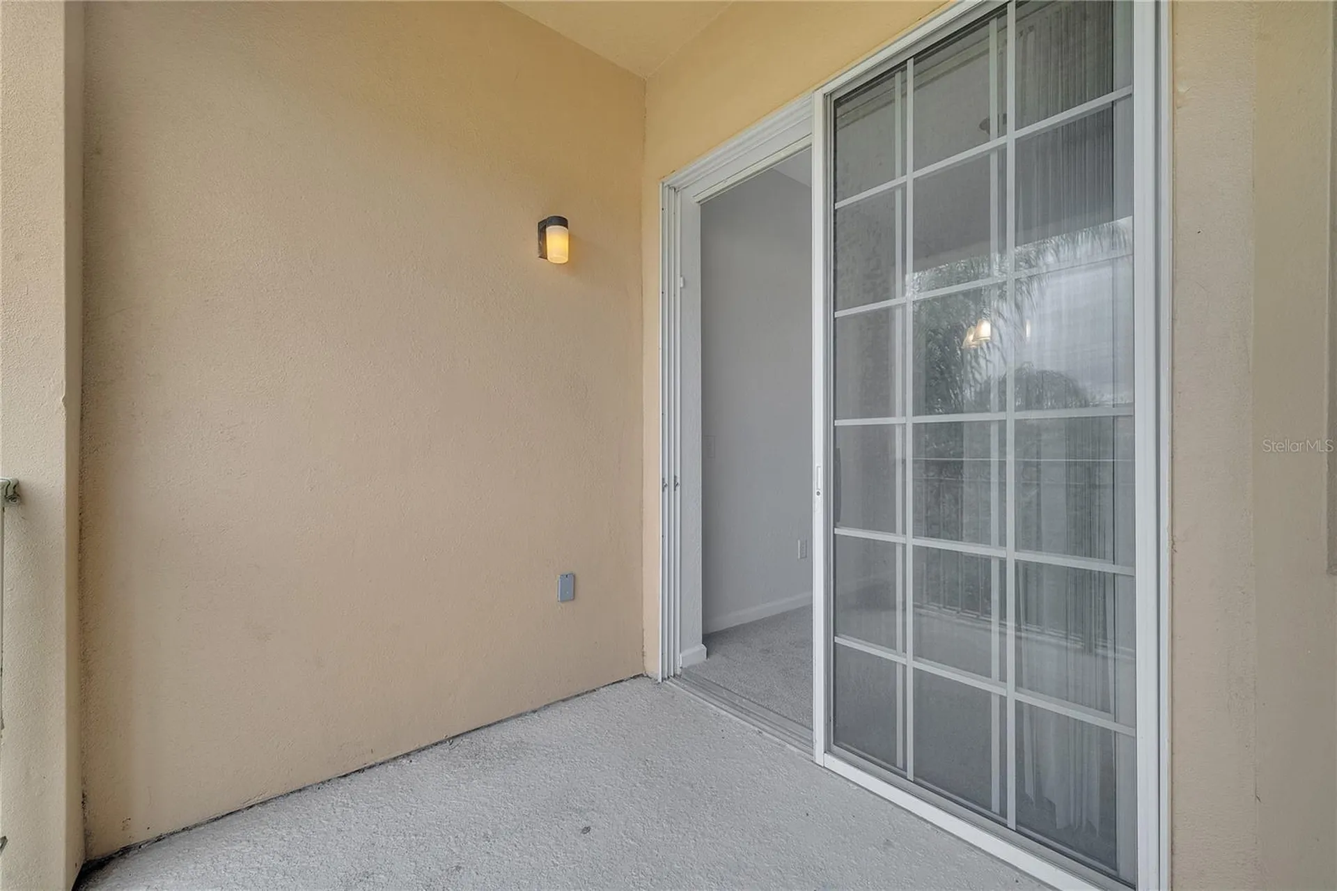 817 Terrace Ridge Circle Davenport FL 33896