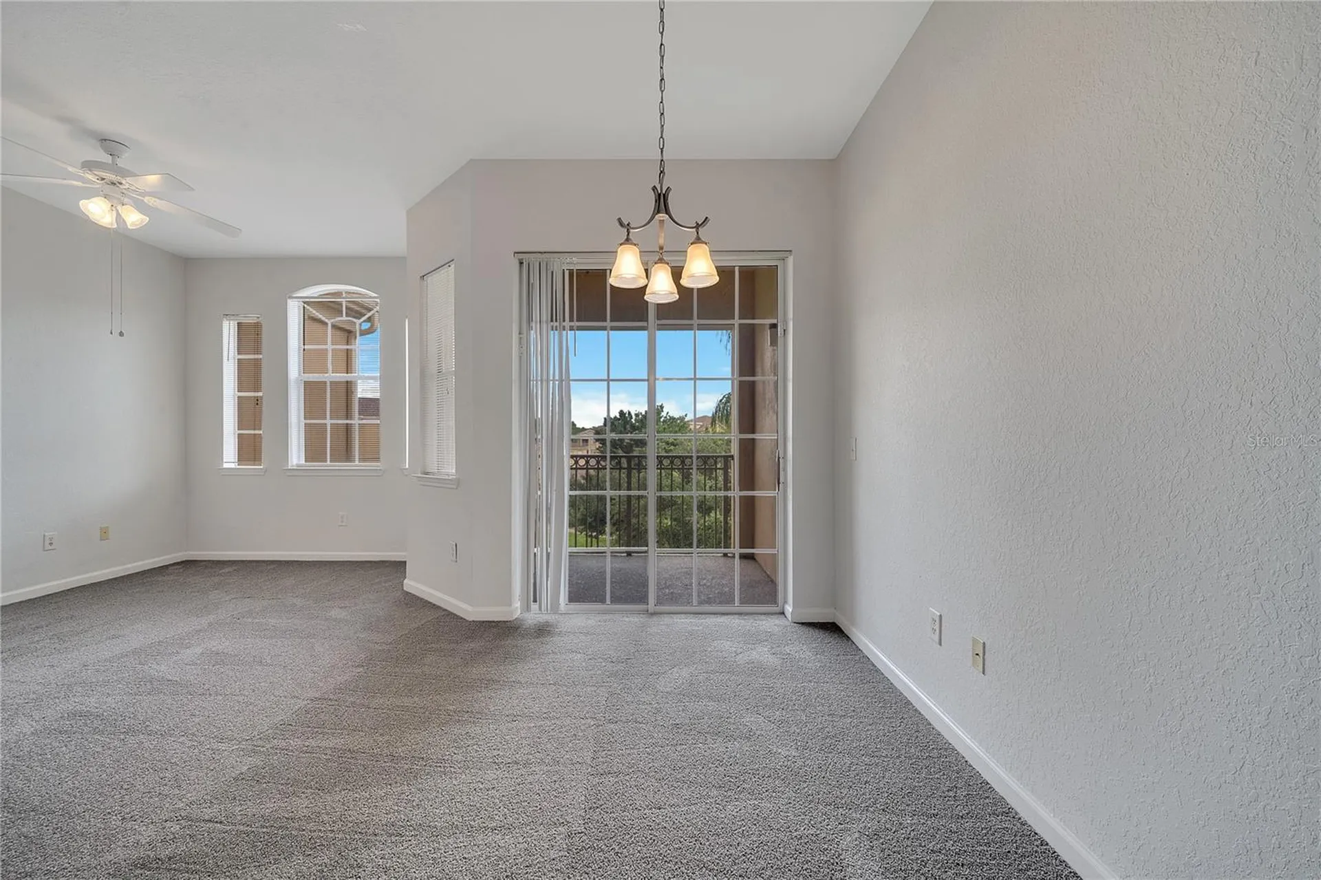817 Terrace Ridge Circle Davenport FL 33896
