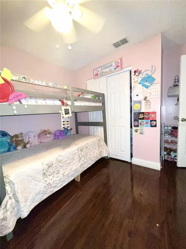 10804 N Myrtle Street Tampa FL 33617