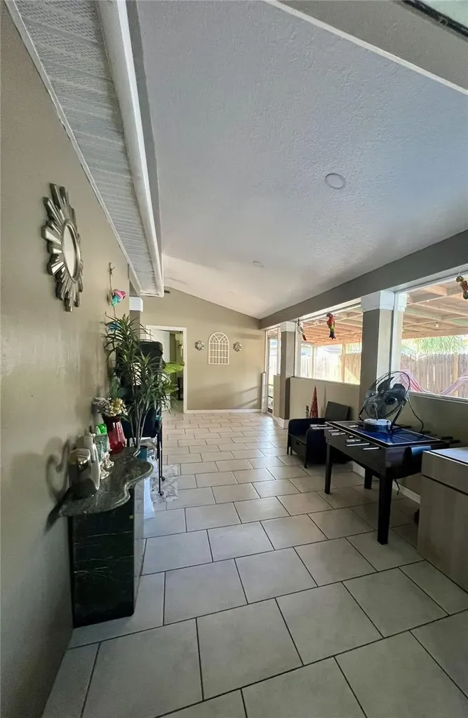10804 N Myrtle Street Tampa FL 33617