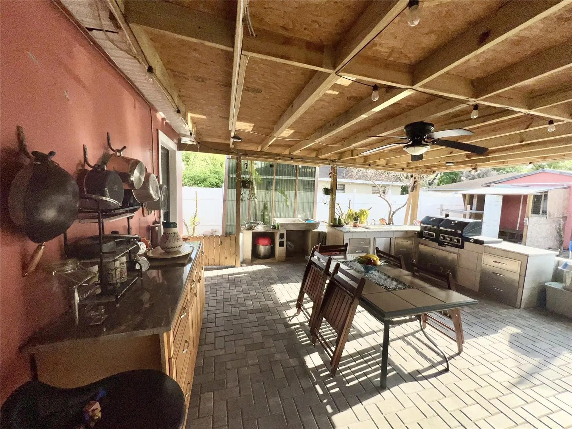 10804 N Myrtle Street Tampa FL 33617