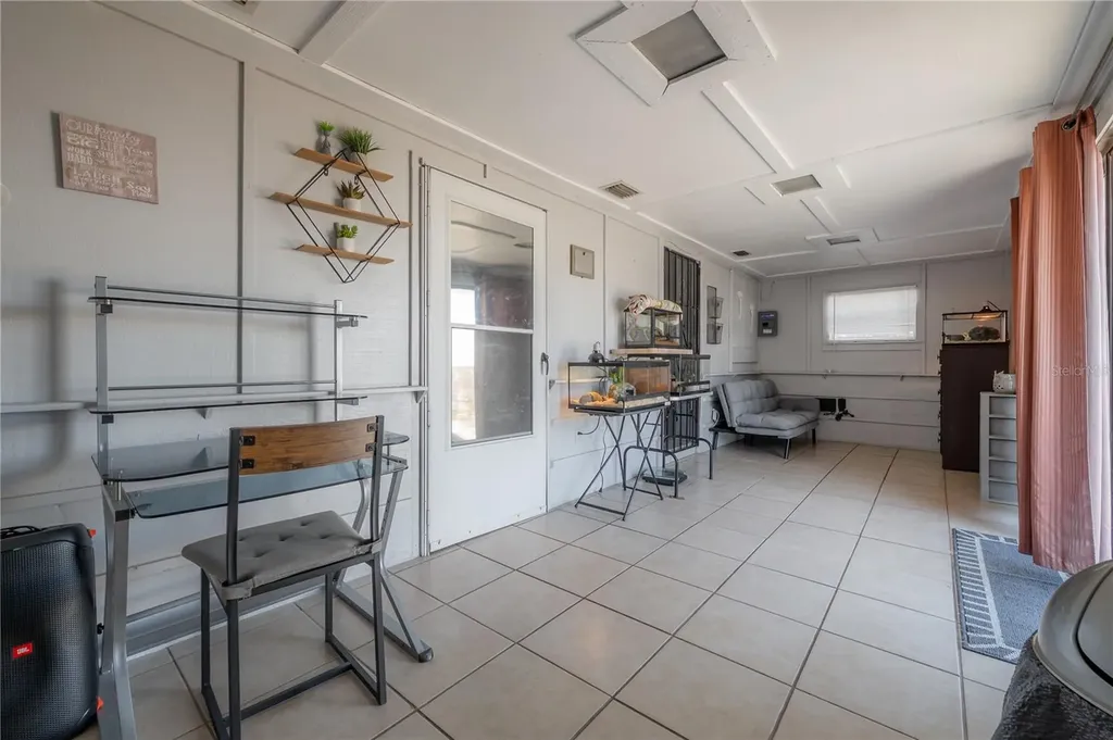 714 Belt Court Tampa FL 33612