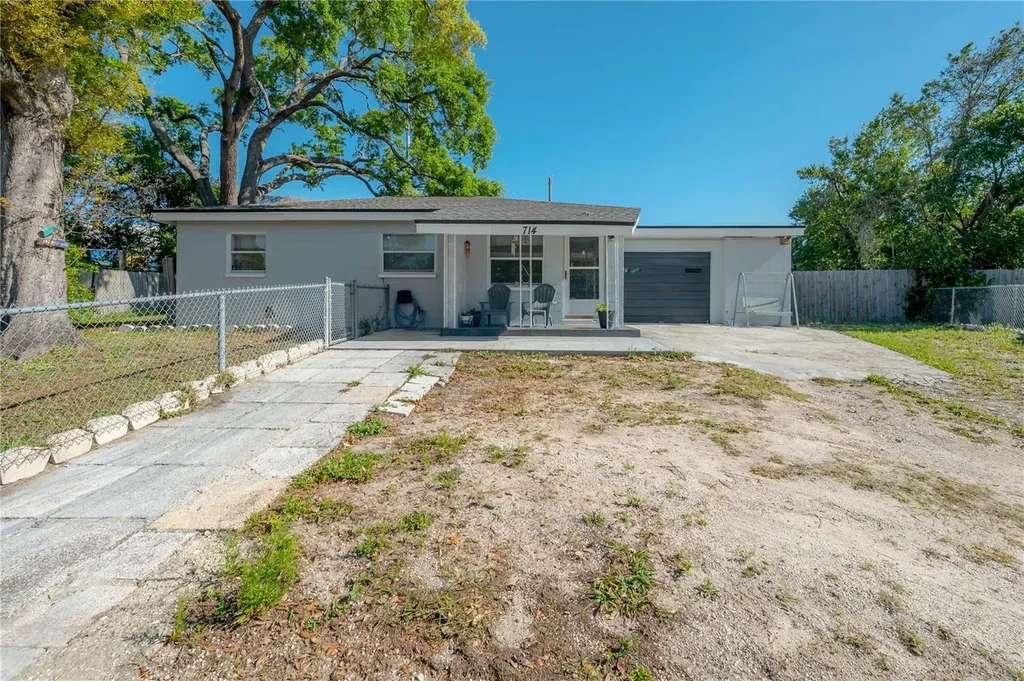 714 Belt Court Tampa FL 33612