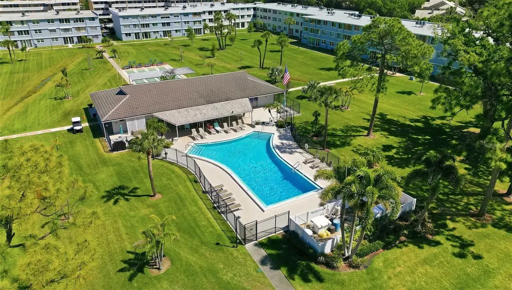 4895 Bay Street NE St Petersburg FL 33703