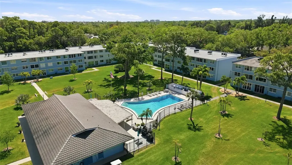 4895 Bay Street NE St Petersburg FL 33703